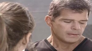 Смотреть на Лордфильм 2.0 Сериал Клон 2001